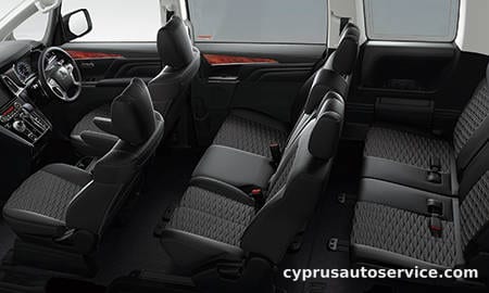 MITSUBISHI DELICA D5 G