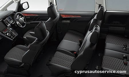 MITSUBISHI DELICA D5 M