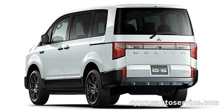 MITSUBISHI DELICA D5 CHAMONIX