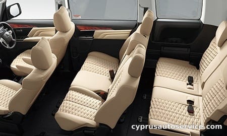 MITSUBISHI DELICA D5 G