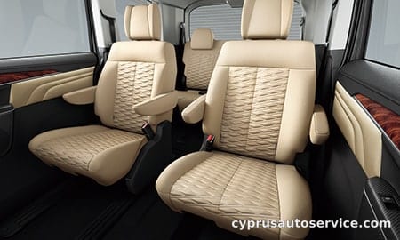 MITSUBISHI DELICA D5 P