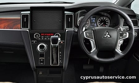 MITSUBISHI DELICA D5 G
