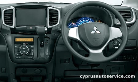MITSUBISHI DELICA D2 X