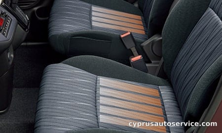 MITSUBISHI DELICA D2 HYBRID MX