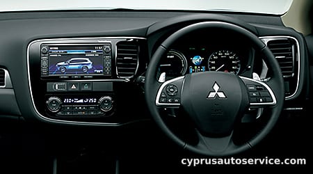 MITSUBISHI OUTLANDER PHEV G PREMIUM PACKAGE