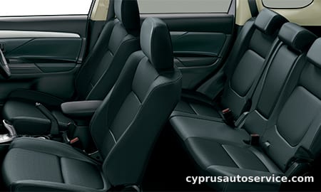 MITSUBISHI OUTLANDER PHEV G NAVI PACKAGE