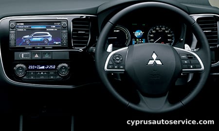 MITSUBISHI OUTLANDER PHEV G NAVI PACKAGE