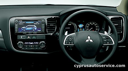MITSUBISHI OUTLANDER PHEV G NAVI PACKAGE
