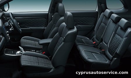 MITSUBISHI OUTLANDER PHEV G PREMIUM PACKAGE