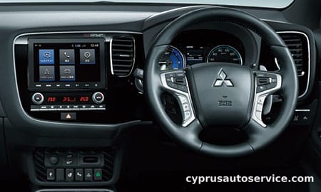 MITSUBISHI OUTLANDER PHEV G PREMIUM PACKAGE