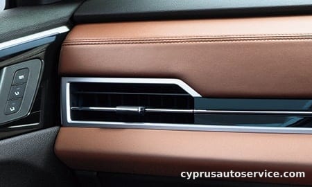 MITSUBISHI OUTLANDER PHEV M