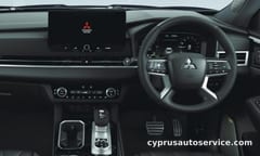 MITSUBISHI OUTLANDER PHEV