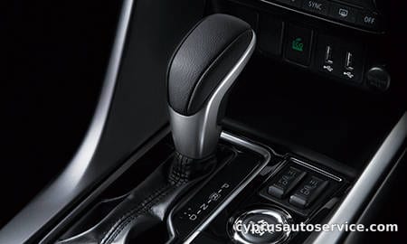 MITSUBISHI ECLIPSE CROSS M
