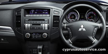 MITSUBISHI PAJERO SHORT VR-I BASIC PACKAGE