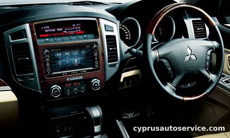MITSUBISHI PAJERO LONG SUPER EXCEED