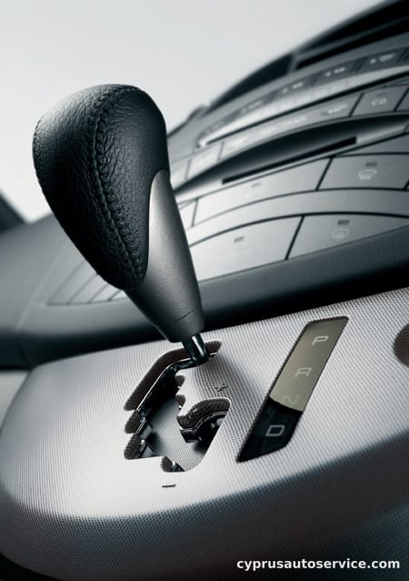 MITSUBISHI GRANDIS SPORT GEAR S