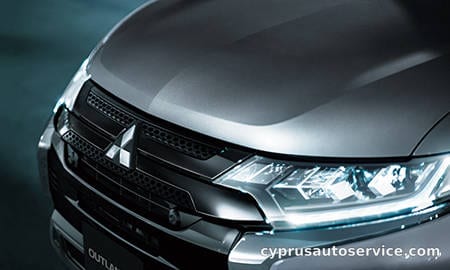 MITSUBISHI OUTLANDER BLACK EDITION