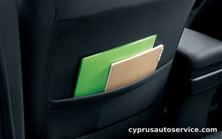 MITSUBISHI OUTLANDER 24G NAVI PACKAGE