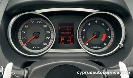MITSUBISHI OUTLANDER G