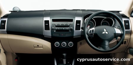 MITSUBISHI OUTLANDER G