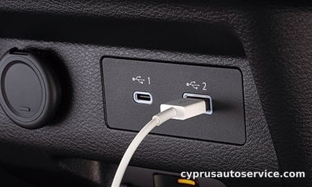 MITSUBISHI EK X EV P