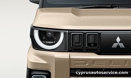 MITSUBISHI DELICA MINI T PREMIUM