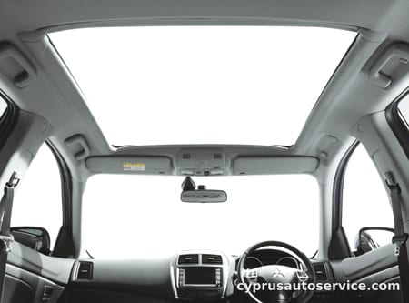 MITSUBISHI RVR M