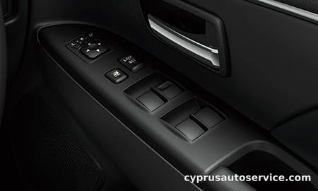 MITSUBISHI RVR BLACK EDITION