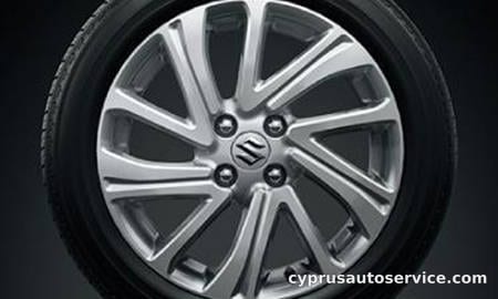 SUZUKI SWIFT RS