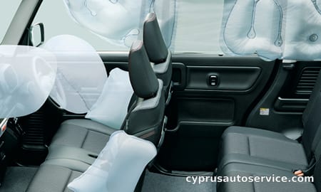SUZUKI SPACIA CUSTOM HYBRID XS TURBO