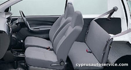 DAIHATSU MIRA U