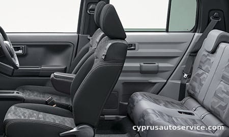 DAIHATSU TAFT G CHROME VENTURE
