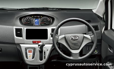 DAIHATSU MOVE CUSTOM X