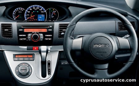 DAIHATSU MOVE CUSTOM X