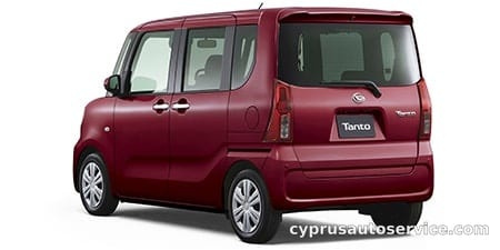 DAIHATSU TANTO X