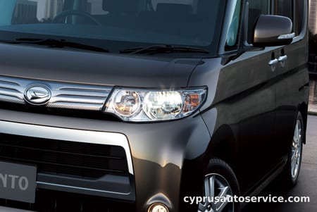 DAIHATSU TANTO CUSTOM X