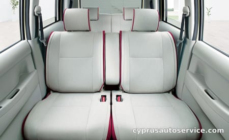 DAIHATSU MOVE CONTE CUSTOM G