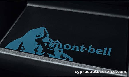 DAIHATSU WAKE X MONTBELL VERSION SA