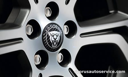 JAGUAR XJ R575 V8 FINAL EDITION