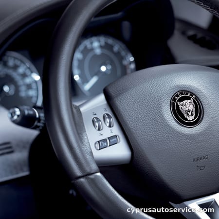 JAGUAR XK COUPE