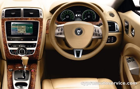 JAGUAR XK COUPE
