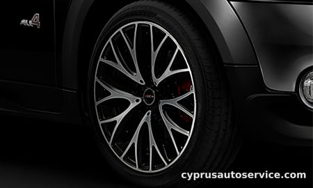 MINI JOHN COOPER WORKS PACEMAN BLACK KNIGHT