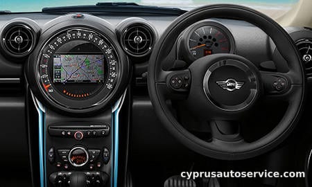 MINI COOPER S CROSSOVER ALL4 MARINE