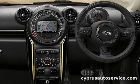 MINI COOPER SD CROSSOVER SUNLIGHT