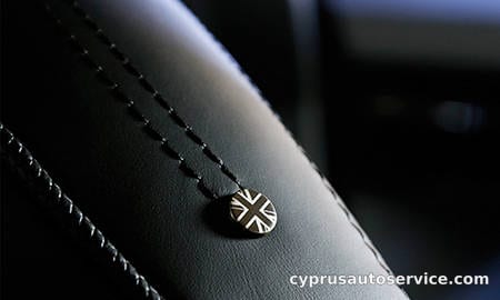 MINI COOPER SEVEN