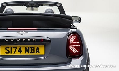 MINI COOPER C CONVERTIBLE CLASSIC TRIM
