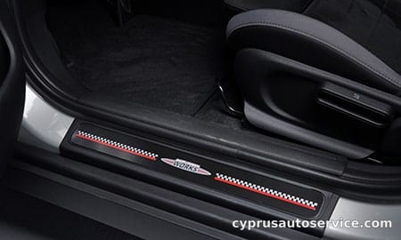 MINI COOPER SD CLUBMAN ESSENTIAL TRIM
