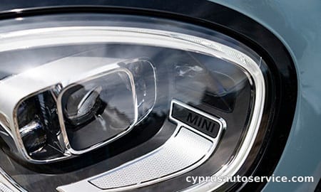 MINI COOPER S E CROSSOVER ALL4 ESSENTIAL TRIM