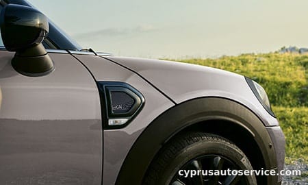 MINI COOPER D CROSSOVER HIGHLANDS EDITION