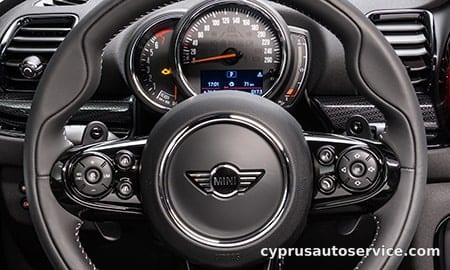 MINI JOHN COOPER WORKS CLUBMAN PREMIUM PLUS PACKAGE ESSENTIAL TRIM